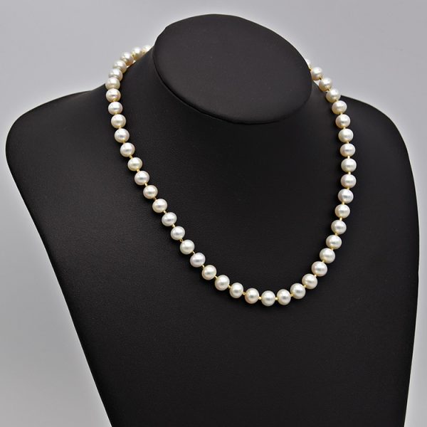 Freshwater Pearl Necklace - Image 5