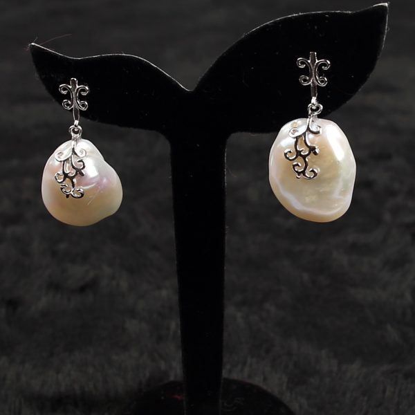 Freshwater Baroque Pearl Earrings - Image 2
