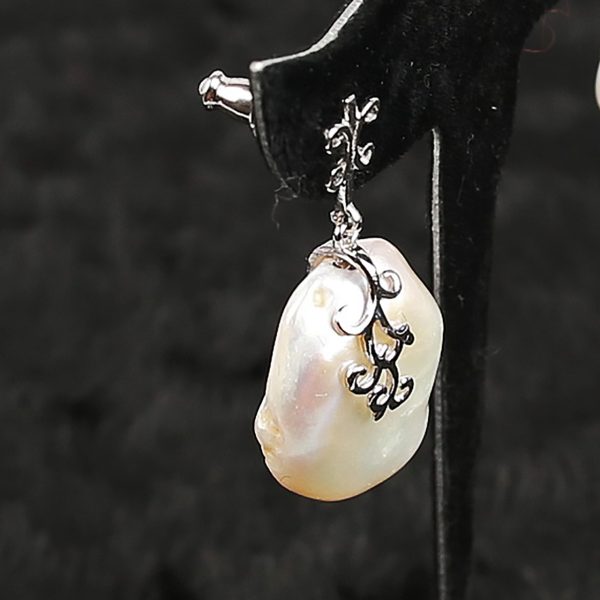 Freshwater Baroque Pearl Earrings - Image 3