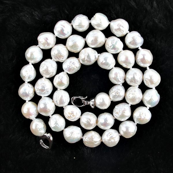 Freshwater Baroque Pearl Necklace - Image 3