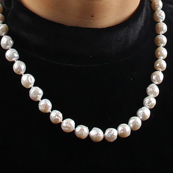Freshwater Baroque Pearl Necklace - Image 4