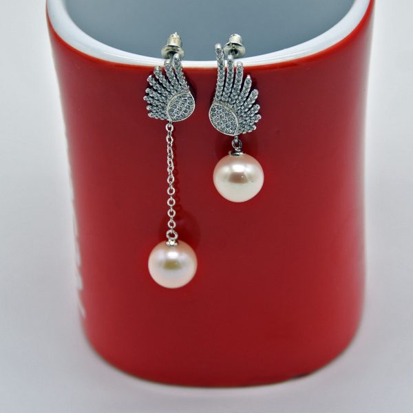 Freshwater Pearl Earrings - Image 4