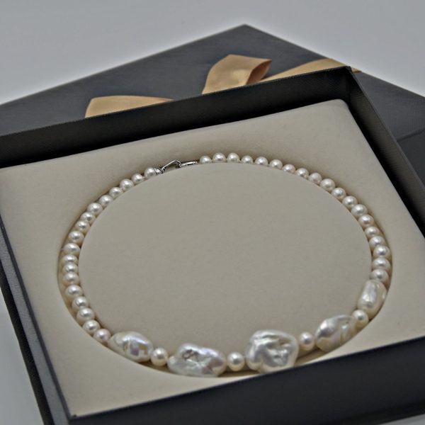 Freshwater Baroque Pearl Necklace - Image 2