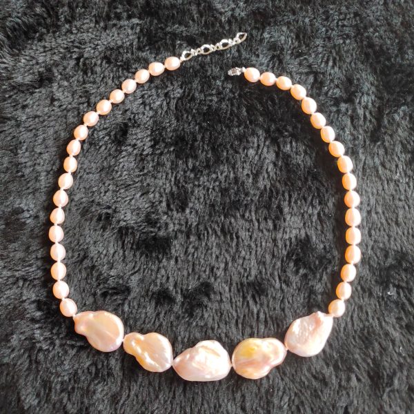Freshwater Baroque Pearl Necklace - Image 4